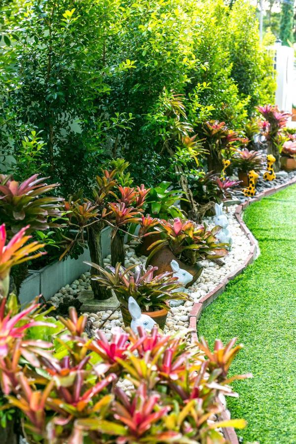 ตะวันอพาร์ทเม้นท์โฮเทลthawanapartmenthotel Satun Exterior foto