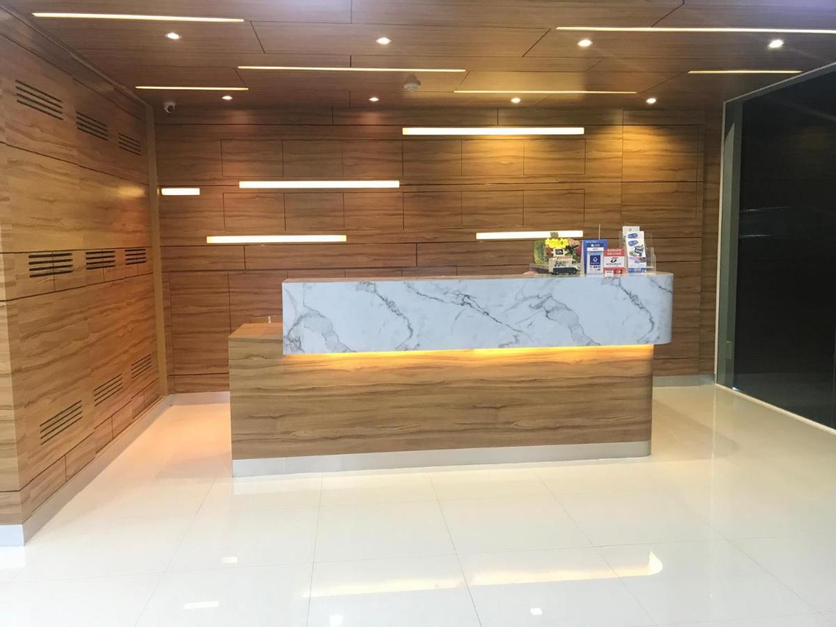 ตะวันอพาร์ทเม้นท์โฮเทลthawanapartmenthotel Satun Exterior foto