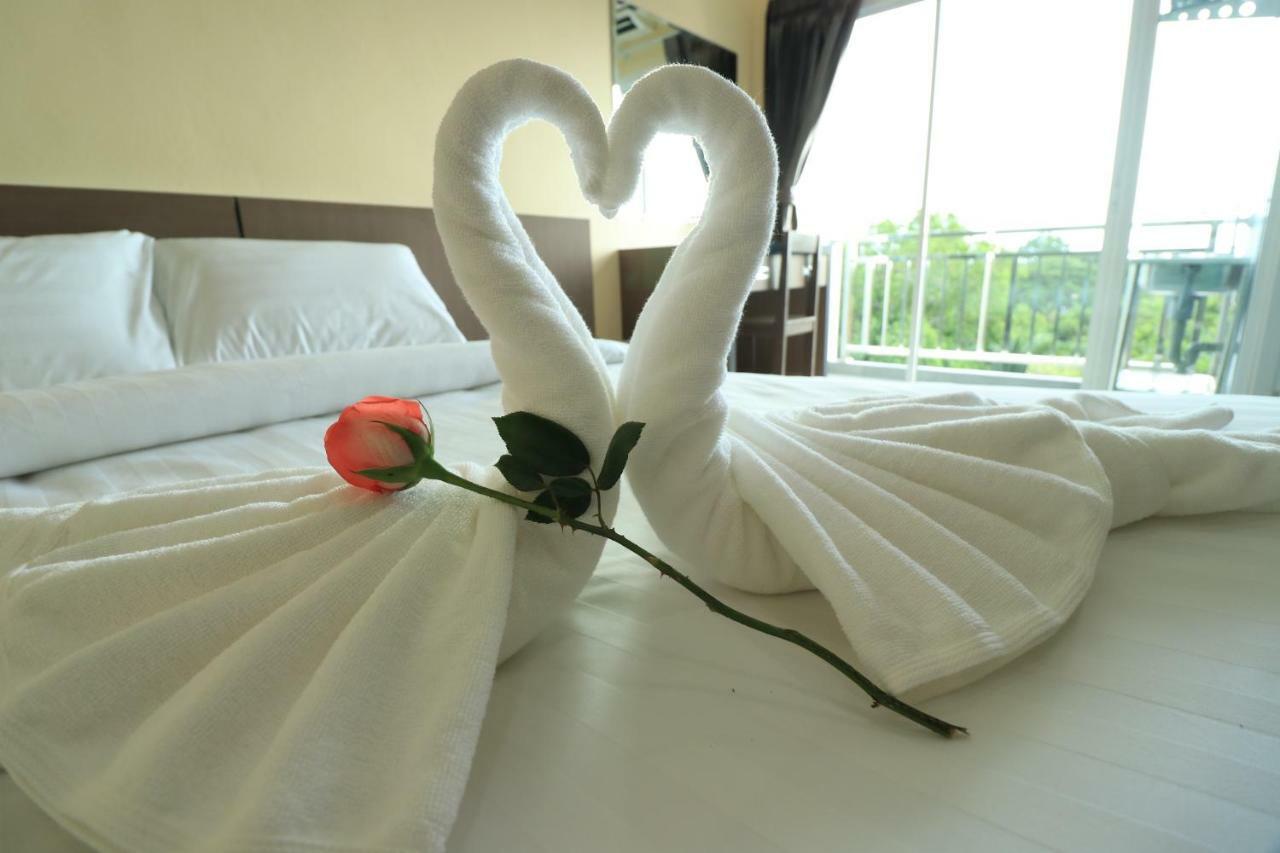 ตะวันอพาร์ทเม้นท์โฮเทลthawanapartmenthotel Satun Exterior foto
