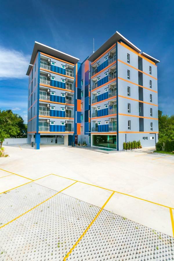 ตะวันอพาร์ทเม้นท์โฮเทลthawanapartmenthotel Satun Exterior foto